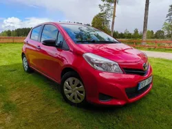 Röd Begagnad 2012 Toyota Yaris Life Halvkombi | 69 900 kr (Bra pris)