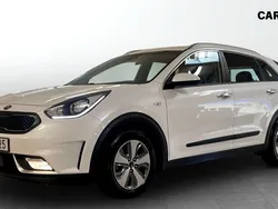 Vit (white) Begagnad 2018 Kia Niro Advance SUV | 184 900 kr