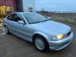 Begagnad 2000 BMW 323 Sportkupé | 35 000 kr