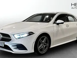 Vit (white) Begagnad 2018 Mercedes A200 AMG line Kombi | 248 900 kr (Marknadspris)