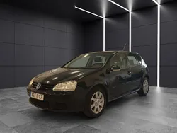 Svart Begagnad 2005 VW Golf V Sportline Halvkombi | 34 900 kr (Dyr)