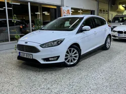 Vit Begagnad 2017 Ford Focus Titanium Halvkombi | 89 999 kr (Marknadspris)
