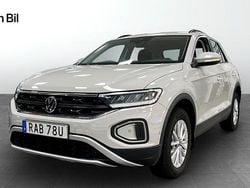 Grå Begagnad 2022 VW T-Roc Life SUV | 224 900 kr (Marknadspris)