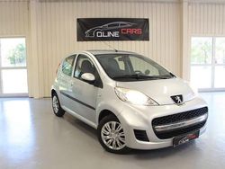 Grå Begagnad 2009 Peugeot 107 S Halvkombi | 39 900 kr (Lite dyr)