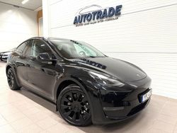 Svart Begagnad 2022 Tesla Model Y Long Range AWD SUV | 369 900 kr (Marknadspris)