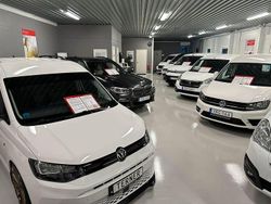 Vit Begagnad 2017 VW Caddy Minibuss | 100 000 kr (Bra pris)