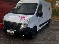 Begagnad 2021 Nissan NV400 Van | 240 000 kr (Marknadspris)