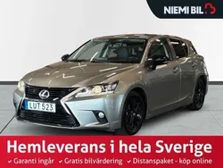Ljusgrå Begagnad 2016 Lexus CT200h Sport Line Halvkombi | 199 900 kr (Lite dyr)