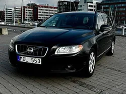 Svart Begagnad 2012 Volvo V70 Momentum Kombi | 132 000 kr (Marknadspris)