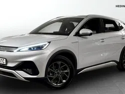 Vit (beige) Begagnad 2022 BYD Atto 3 Design SUV | 289 900 kr (Marknadspris)