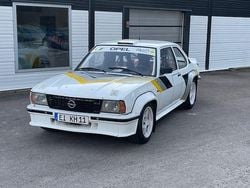 Vit Begagnad 1980 Opel Ascona Sedan | 225 000 kr