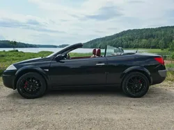 Svart Begagnad 2005 Renault Mégane Cabriolet Cab | 34 990 kr