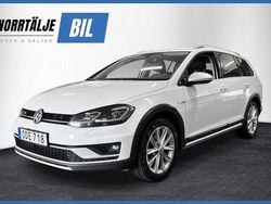 Vit Begagnad 2018 VW Golf Alltrack Kombi | 194 900 kr (Marknadspris)