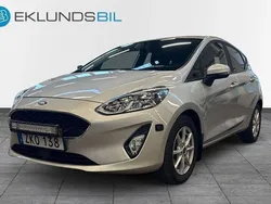 Grå Begagnad 2019 Ford Fiesta Trend Halvkombi | 104 900 kr (Marknadspris)