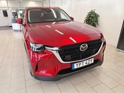 Röd Ny 2024 Mazda CX-80 Exclusive-Line SUV | 643 400 kr (Marknadspris)