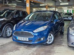 Blå Begagnad 2014 Ford Fiesta Titanium Halvkombi | 79 999 kr (Marknadspris)
