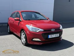 Röd Begagnad 2017 Hyundai i20 Comfort Halvkombi | 79 500 kr (Marknadspris)