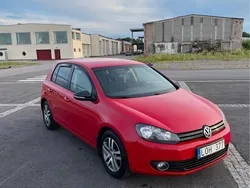 Röd Begagnad 2011 VW Golf VI Halvkombi | 45 000 kr (Bra pris)