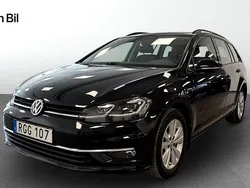 Svart Begagnad 2018 VW Golf VII Kombi | 189 900 kr (Dyr)
