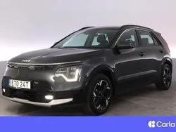 Grå Begagnad 2022 Kia e-Niro SUV | 315 900 kr (Marknadspris)