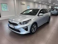 Grå (gråmetallic) Begagnad 2018 Kia Ceed Sportswagon Advance Kombi | 159 000 kr (Marknadspris)
