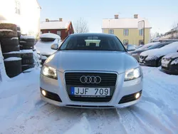 Silver Begagnad 2009 Audi A3 Sportback Comfort Halvkombi | 94 500 kr (Marknadspris)