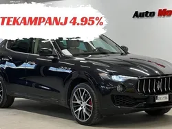 Svart Begagnad 2016 Maserati Levante SUV | 389 900 kr