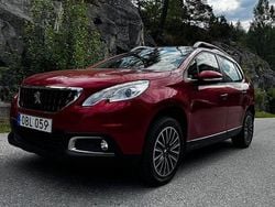 Mörkröd Begagnad 2016 Peugeot 2008 SUV | 79 900 kr (Marknadspris)
