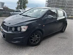 Svart Begagnad 2012 Chevrolet Aveo Halvkombi | 39 000 kr (Marknadspris)
