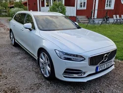 Vit Begagnad 2017 Volvo V90 Inscription Kombi | 210 000 kr (Marknadspris)