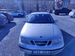 Grå Begagnad 2002 Saab 9-5 Linear Sedan | 19 000 kr (Marknadspris)