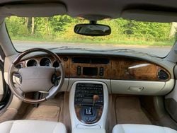 Svart Begagnad 2002 Jaguar XKR Sportkupé | 172 000 kr