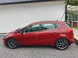 Begagnad 2016 Kia Ceed Halvkombi | 126 000 kr (Dyr)