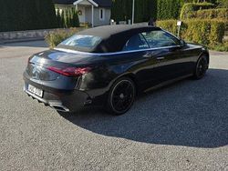 Svart Begagnad 2024 Mercedes CLE200 AMG line Cab | 700 000 kr (Marknadspris)