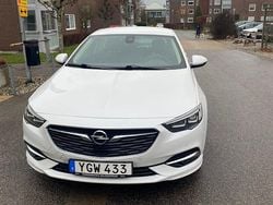 Begagnad 2018 Opel Insignia Sport Halvkombi | 160 000 kr (Marknadspris)