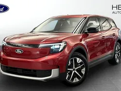 Röd (red) Ny 2024 Ford Explorer SUV | 507 700 kr (Dyr)