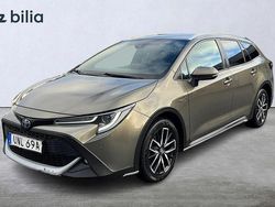 Grön Begagnad 2019 Toyota Corolla SUV | 139 900 kr