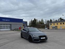 Grå Begagnad 2016 Audi A3 S-Line Sedan | 165 000 kr (Marknadspris)
