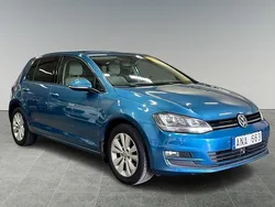 Blå Begagnad 2013 VW Golf VII Halvkombi | 99 900 kr (Marknadspris)