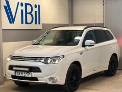Vit Begagnad 2014 Mitsubishi Outlander P-HEV SUV | 119 900 kr (Marknadspris)