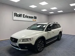 Vit Begagnad 2015 Volvo XC70 Standard SUV | 219 500 kr (Marknadspris)