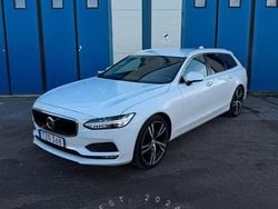 Vit Begagnad 2016 Volvo V90 Momentum Kombi | 165 000 kr (Marknadspris)