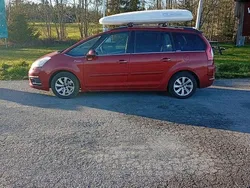 Röd Begagnad 2010 Citroën Grand C4 Picasso Minibuss | 42 000 kr (Marknadspris)