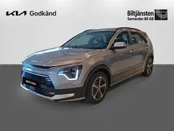 Grå Begagnad 2022 Kia Niro SUV | 329 900 kr (Marknadspris)