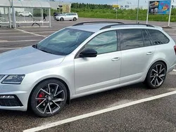 Silver Begagnad 2018 Skoda Octavia RS Kombi | 140 000 kr (Marknadspris)