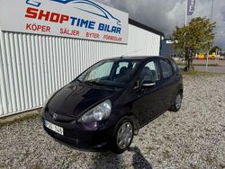 Svart Begagnad 2007 Honda Jazz Halvkombi | 39 900 kr (Lite dyr)