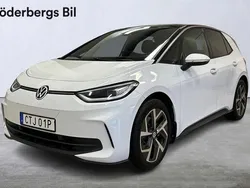 Vit (glacier white metallic bl) Begagnad 2023 VW ID.3 Pro Performance Halvkombi | 349 800 kr (Dyr)