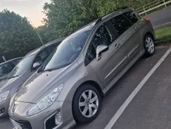 Grå Begagnad 2011 Peugeot 308 Kombi | 40 000 kr (Marknadspris)