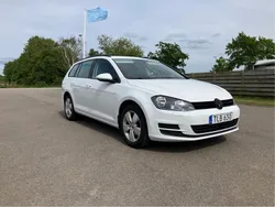 Vit Begagnad 2016 VW Golf VII Kombi | 120 000 kr (Marknadspris)