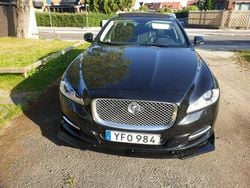 Svart Begagnad 2013 Jaguar XJ Sedan | 159 000 kr (Superpris)
